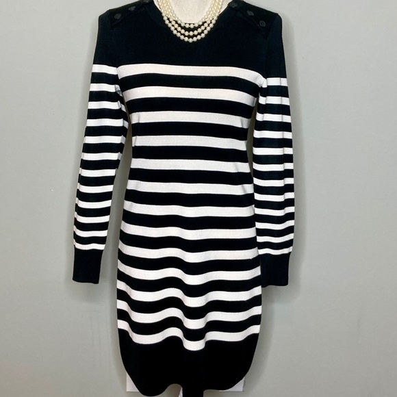 LOFT Dresses & Skirts - Loft Petite Sweater Dress